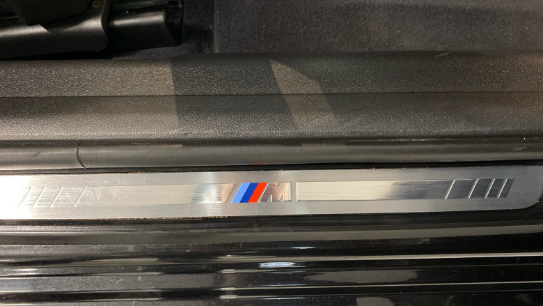 BMW 3 Series 330e M Sport 4dr Step Auto [Pro Pack] Saloon